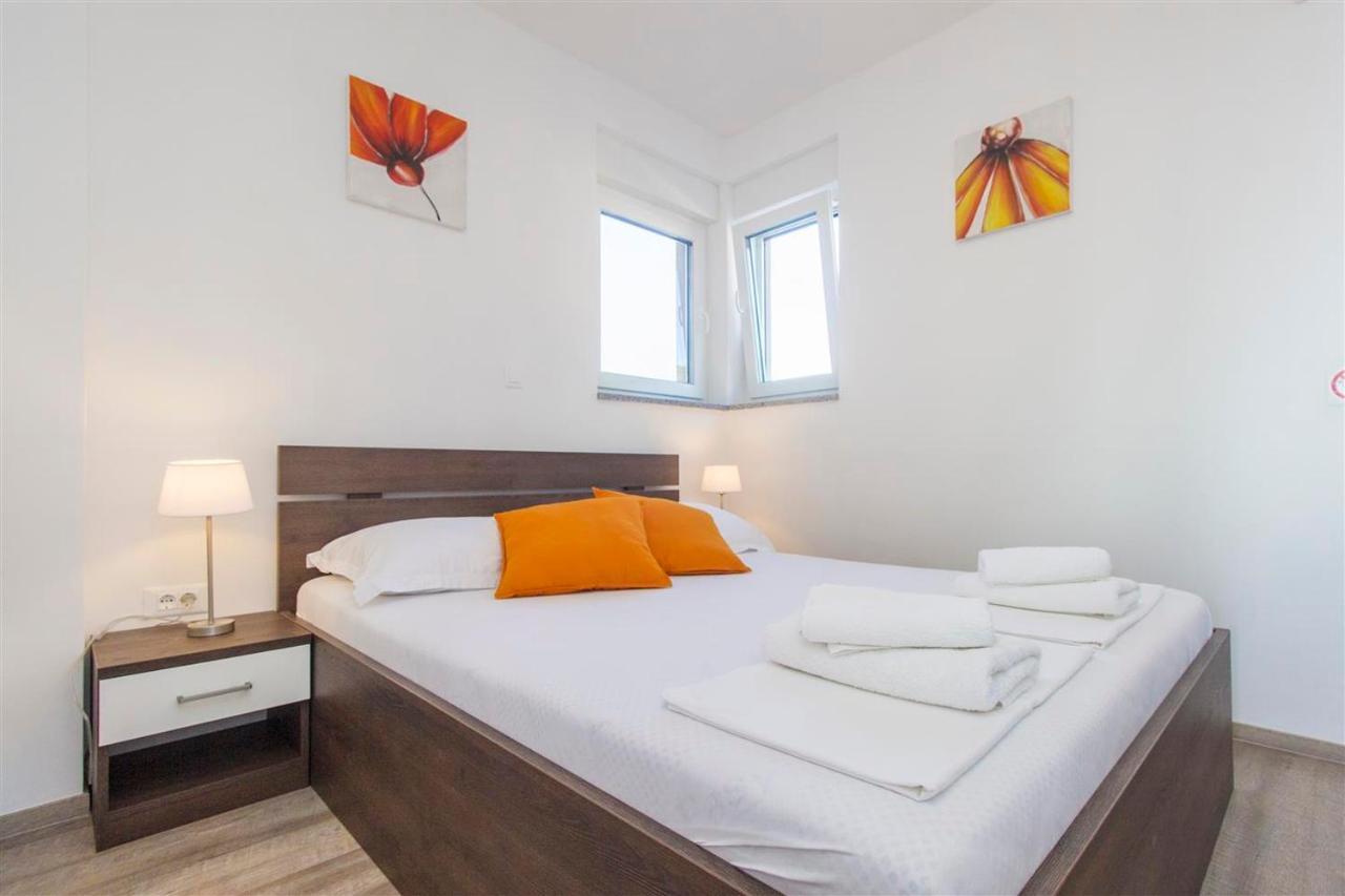 Villa Top Of Murter, Two Bedroom Apartment ภายนอก รูปภาพ