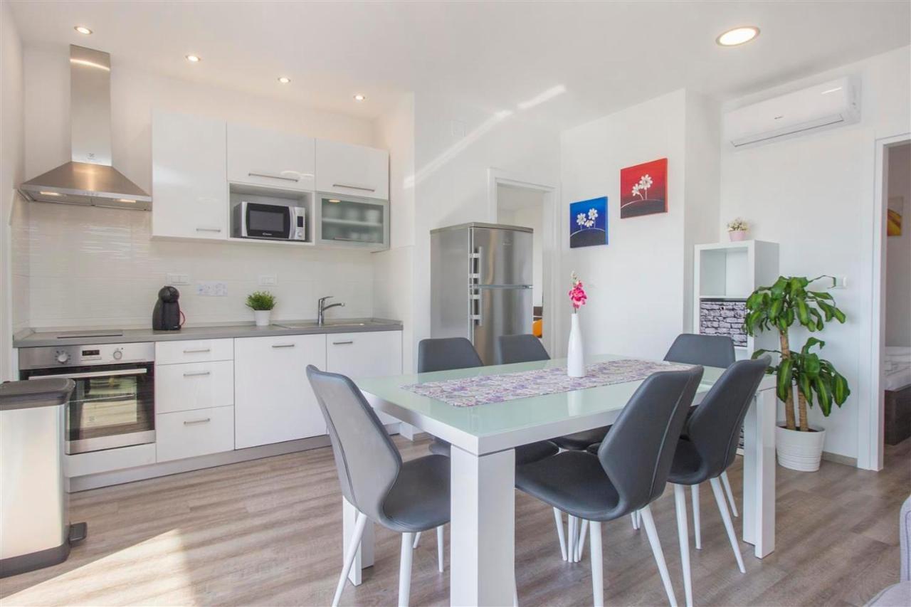 Villa Top Of Murter, Two Bedroom Apartment ภายนอก รูปภาพ